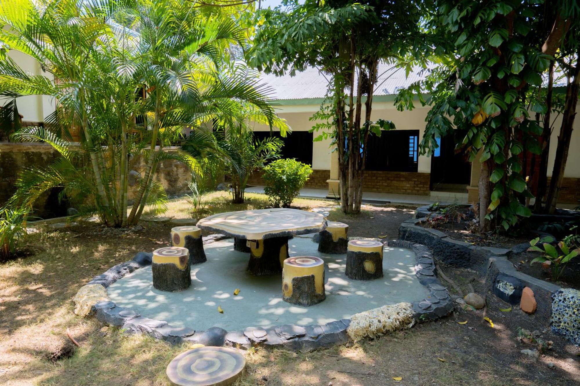 Hotel Green Prundi Labuan Bajo Εξωτερικό φωτογραφία